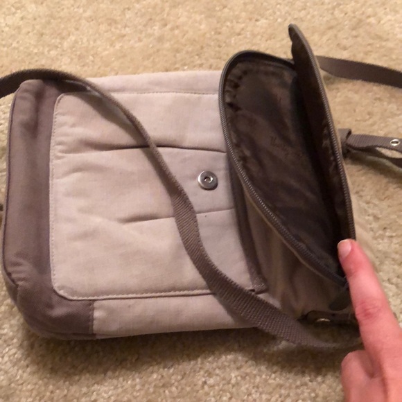 Cross body bag - Picture 4 of 5